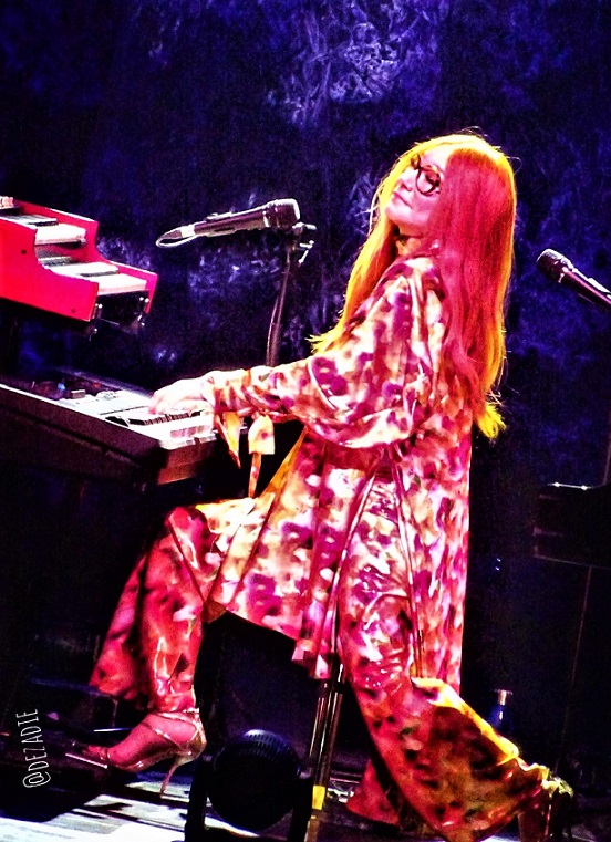 Tori Amos Definitely a raisin girl Music Trespass